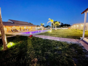 Отель Villa Nunzia con piscina, sauna e idromassaggio., Флоридия